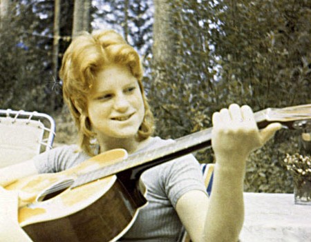 miriamguitar2